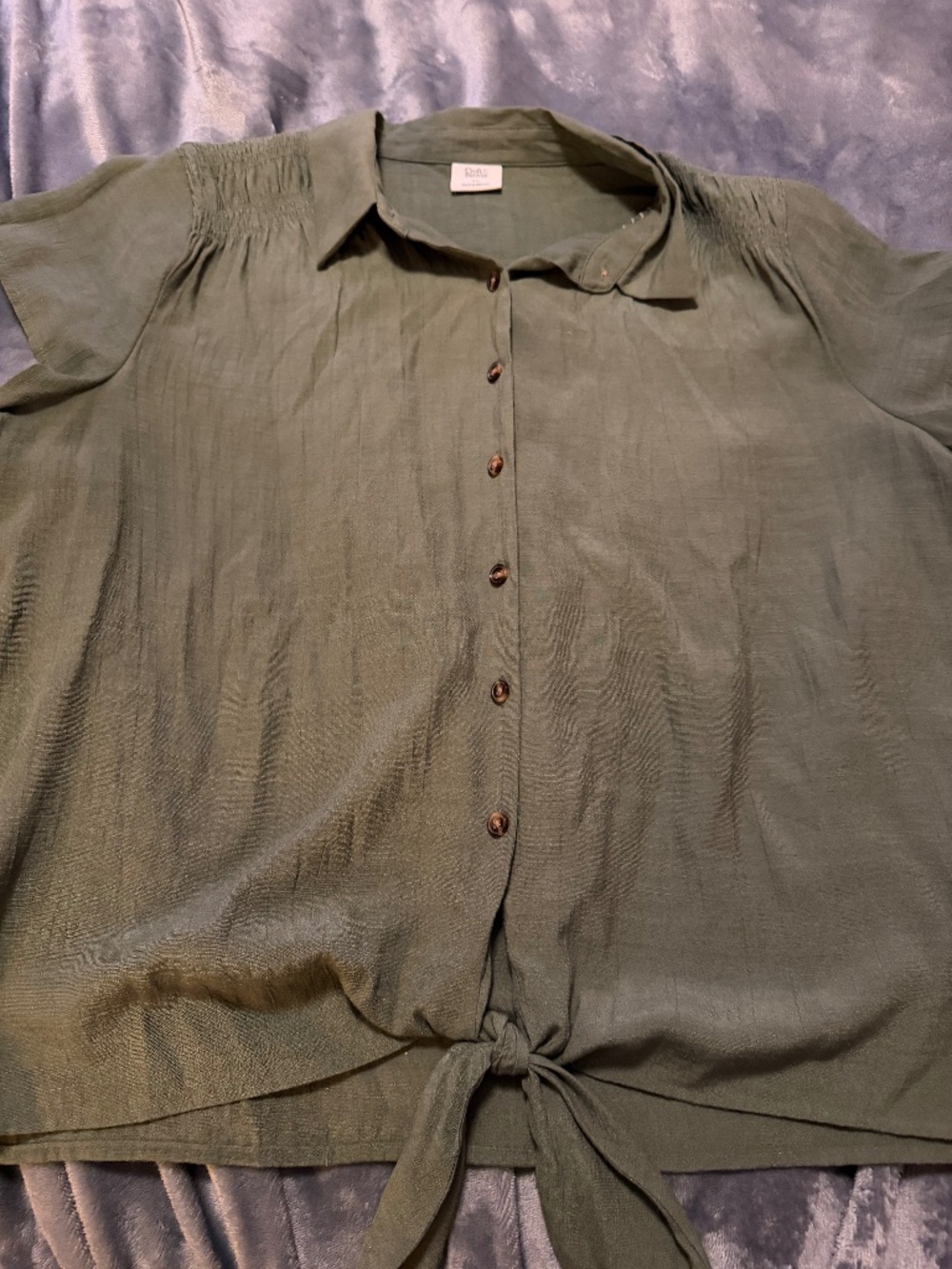 Croft & Barrow Women's XL Olive Green Tie Front Button Up Blouse